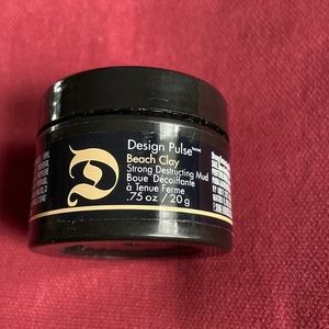 Brand New Design Plus Beach Clay .75 Oz